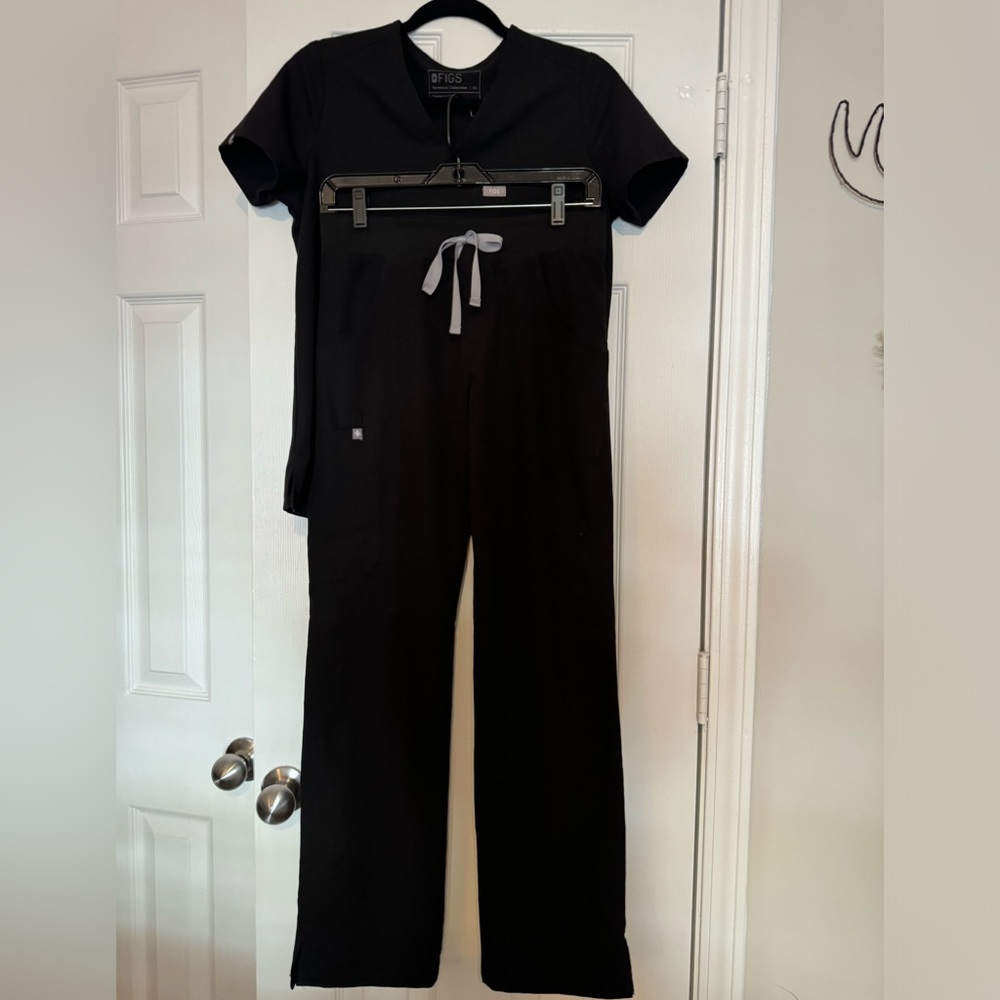 Figs black scrub set. XS. Like new. 🖤